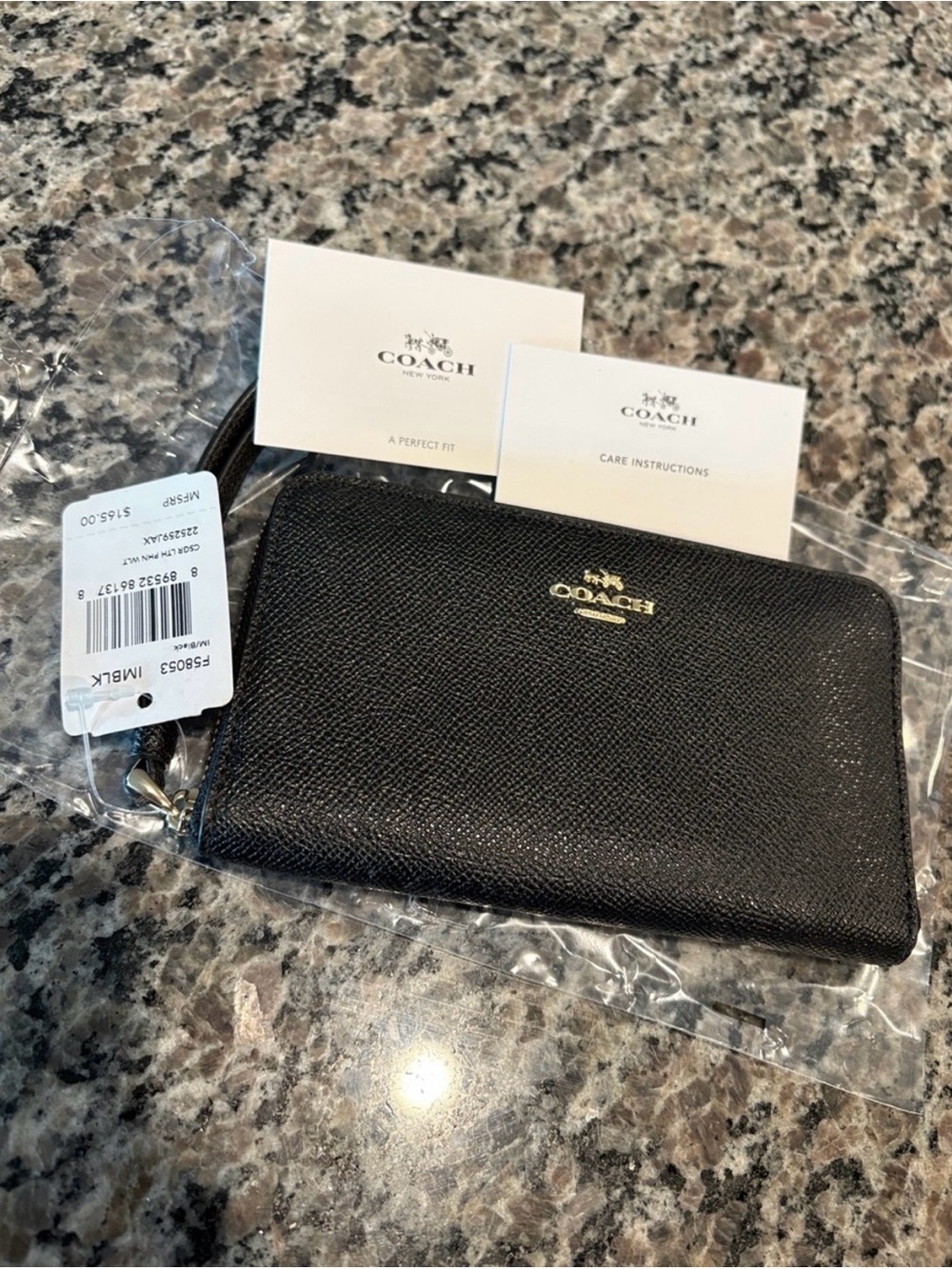 Coach Black Crossgrain Leather Zip Wallet NWT